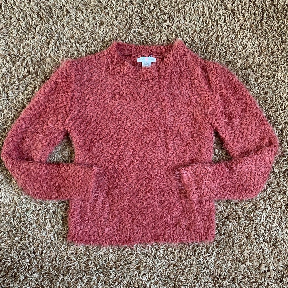 Tilly’s Woven Heart Super Soft Sweater